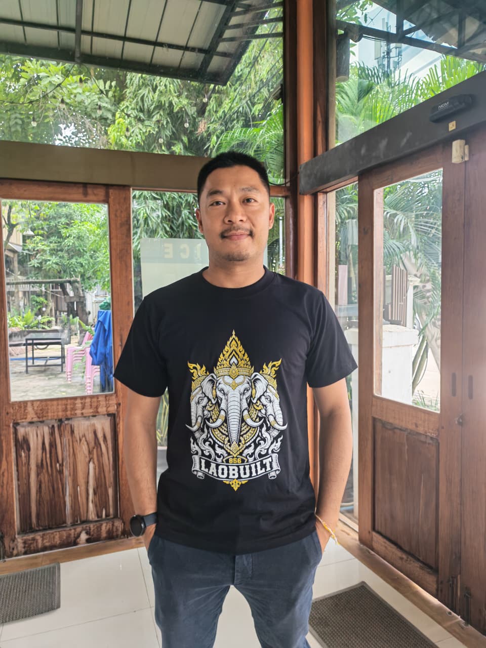 LAOBUILT ERAWAN TEE